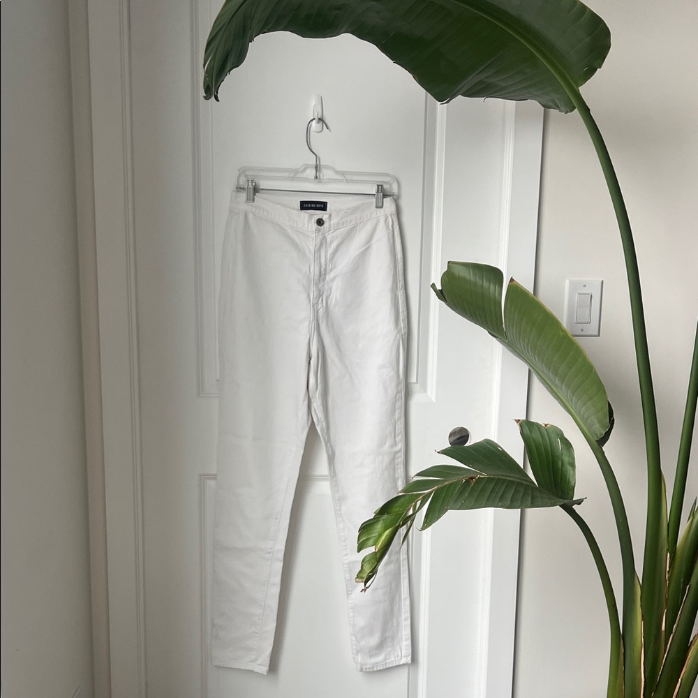 2/$22✨ Fashion Nova White Slim Jeans